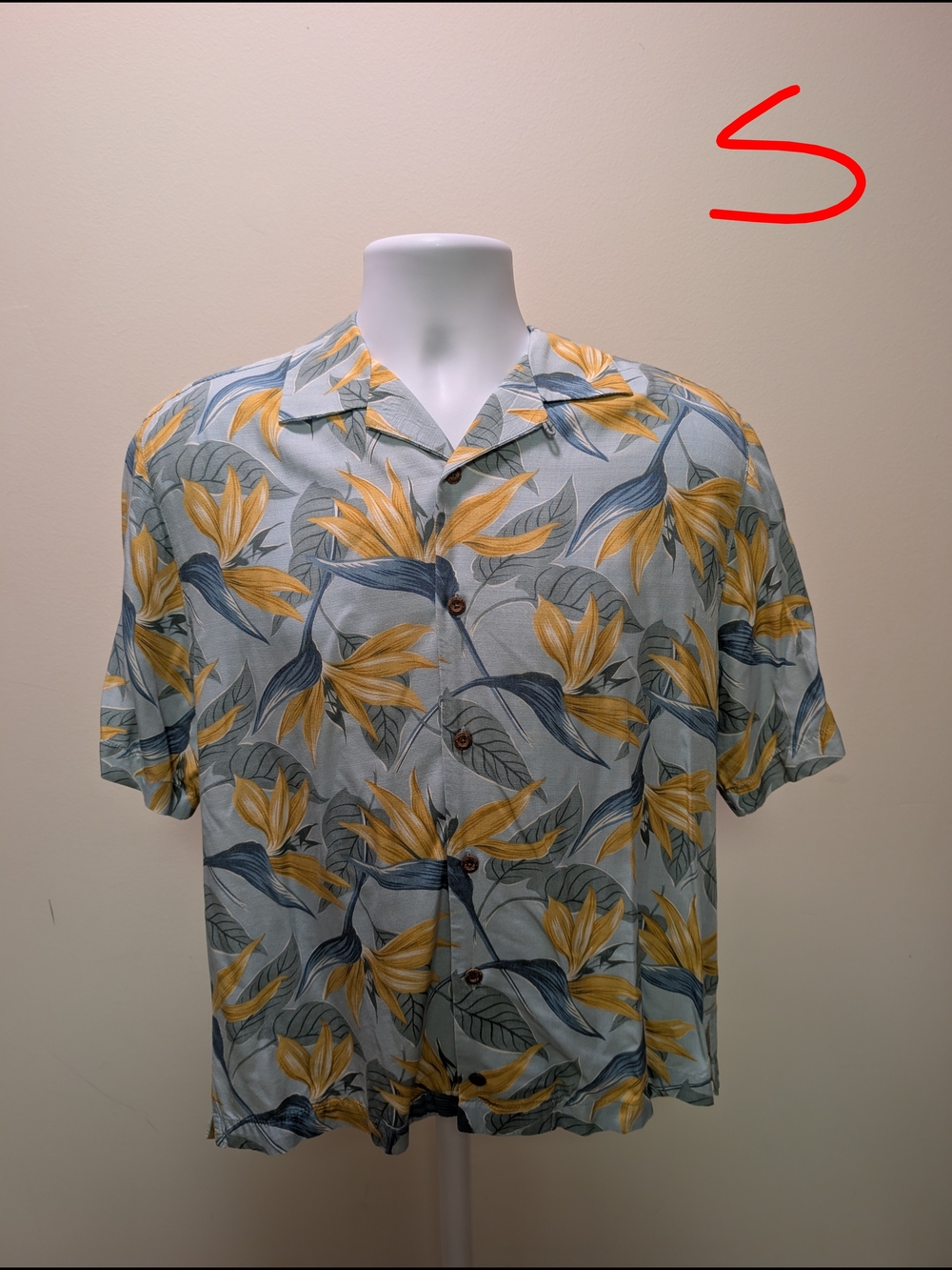 reyn spooner Light Blue & Yellow Floral Aloha Shirt